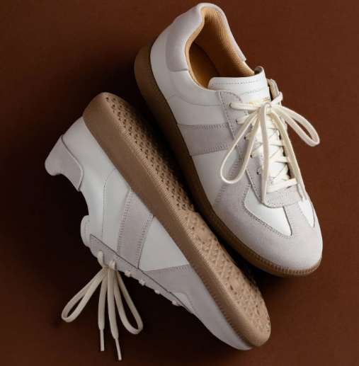 GAT Sneakers - White / Gum