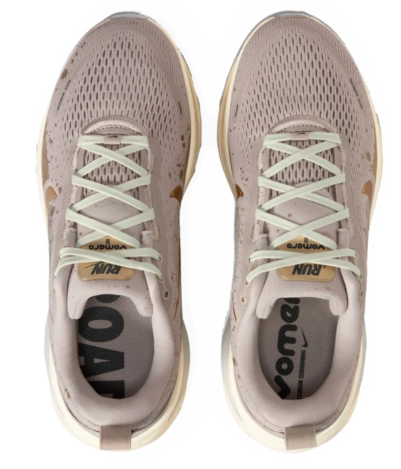 Nike Vomero 18 SE Running Shoes