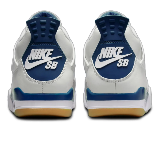 Nike SB x Air Jordan 4 'Navy'