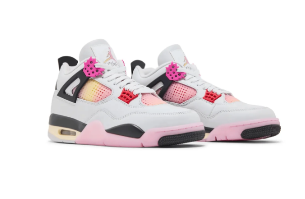 Air Jordan 4 Retro “Comic”